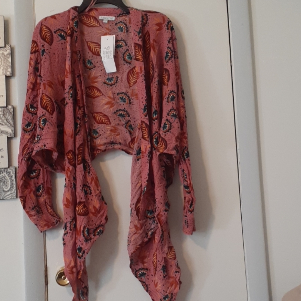 Beautiful  shirt wrap